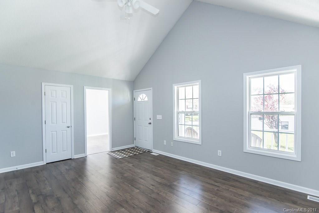 Avery Lake - Residential