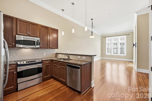 2810 SELWYN AVE UNIT 428, CHARLOTTE, NC 28209 - Image 8f88beb0c3ca160726e855d0dd7d180f/3920216362