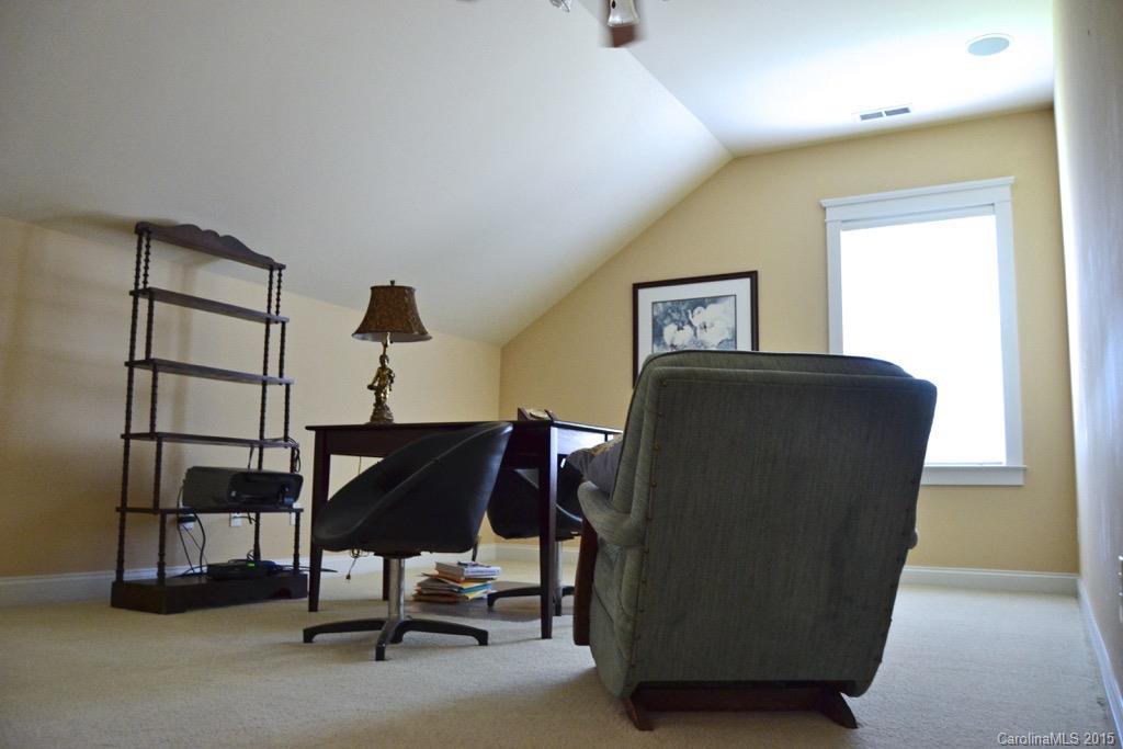 Lake Shore - Residential