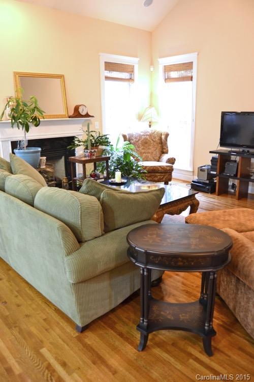 Lake Shore - Residential