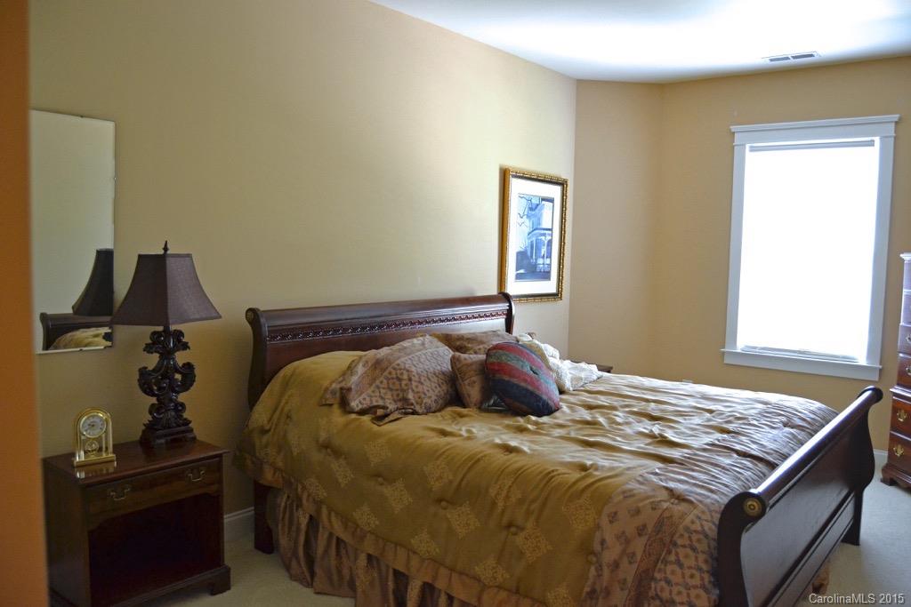 Lake Shore - Residential