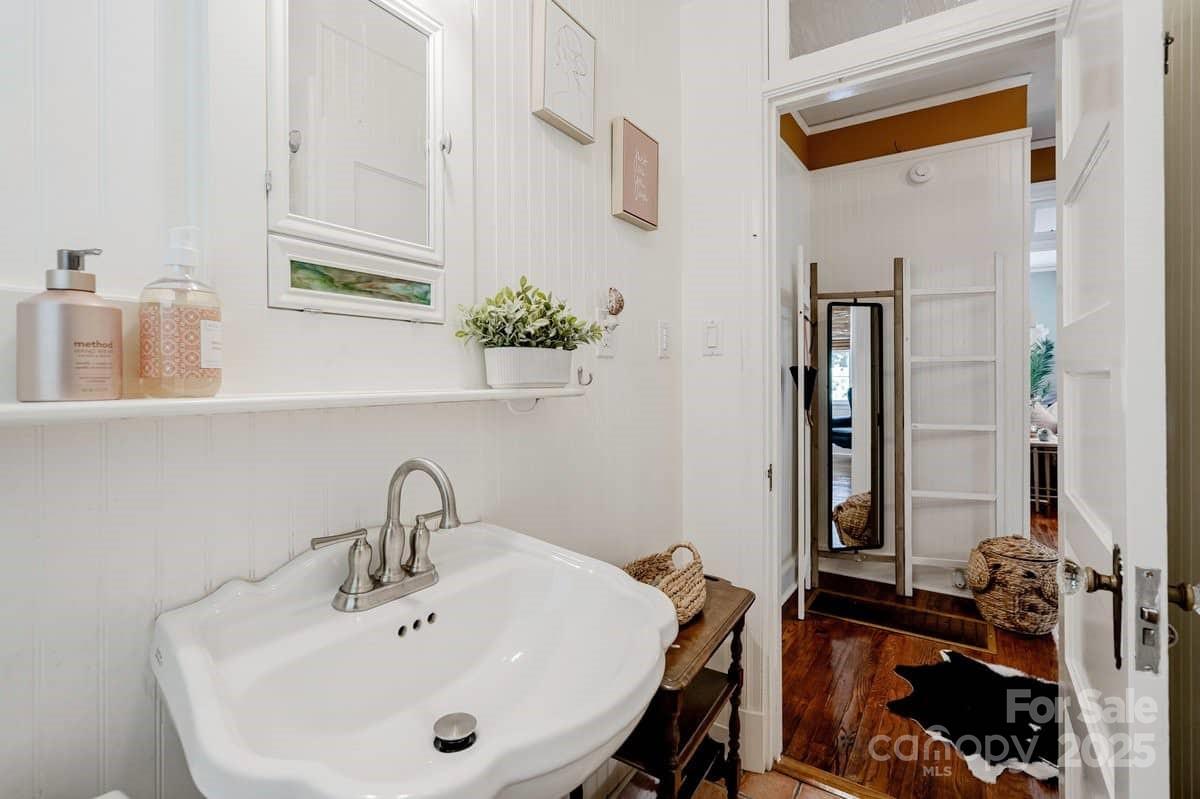 Forest Hills - Residential