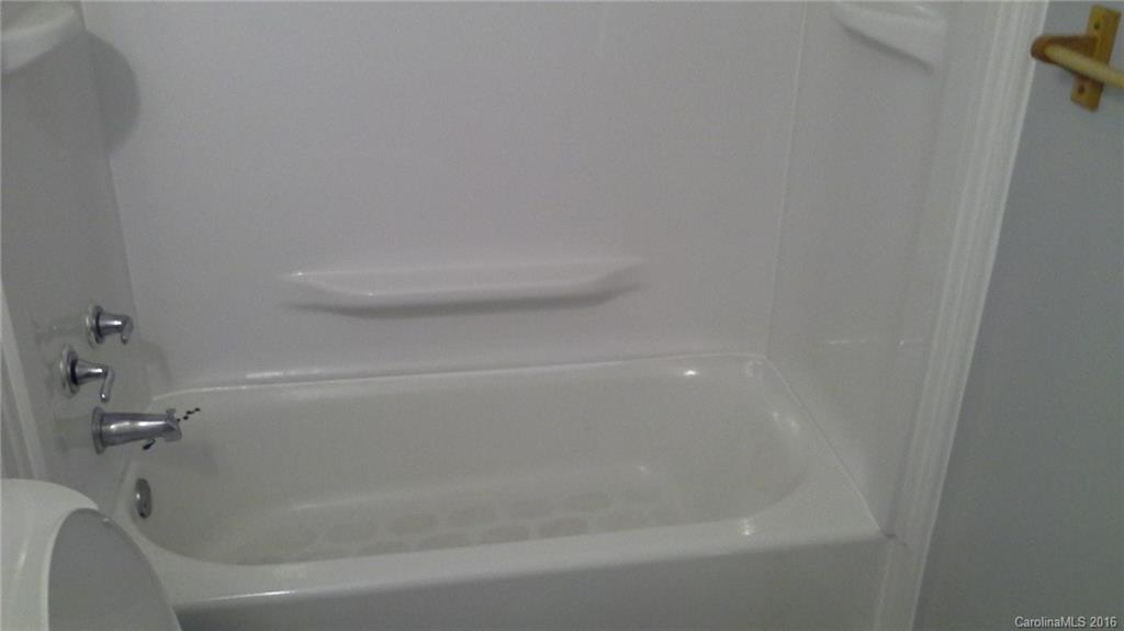 Hidden Valley - Residential Lease