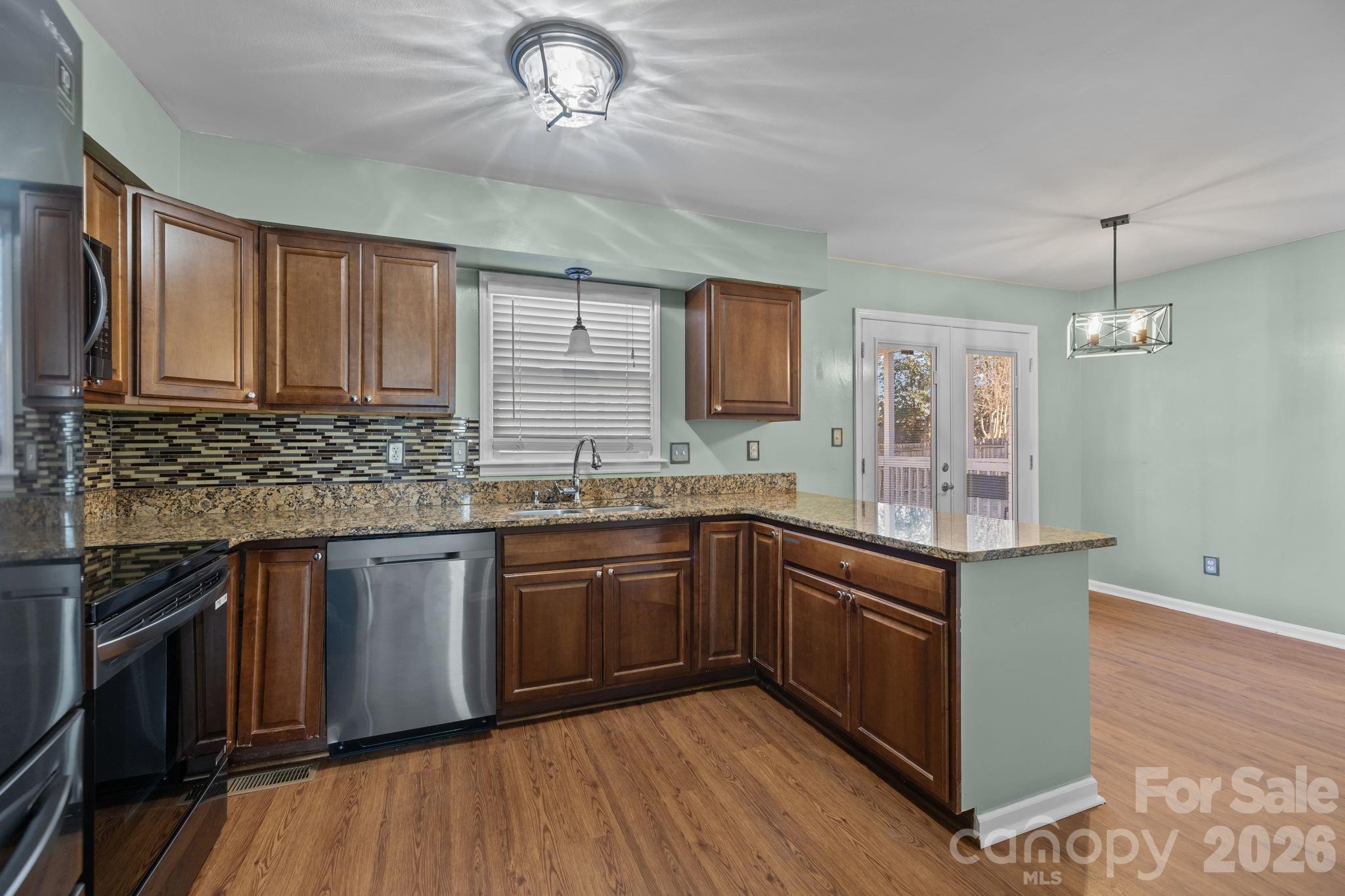 Falconbridge - Residential