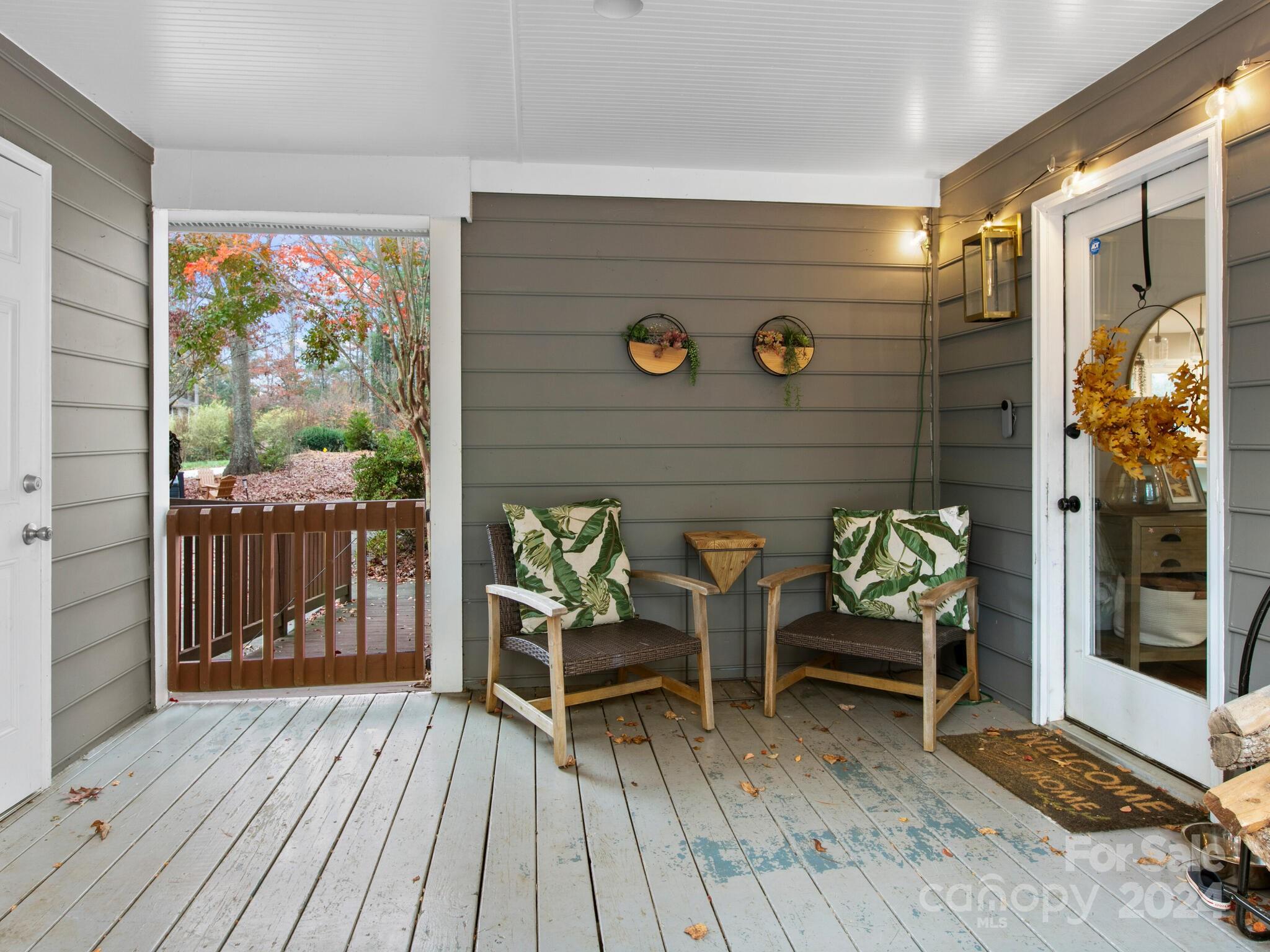 3 White Rock Court