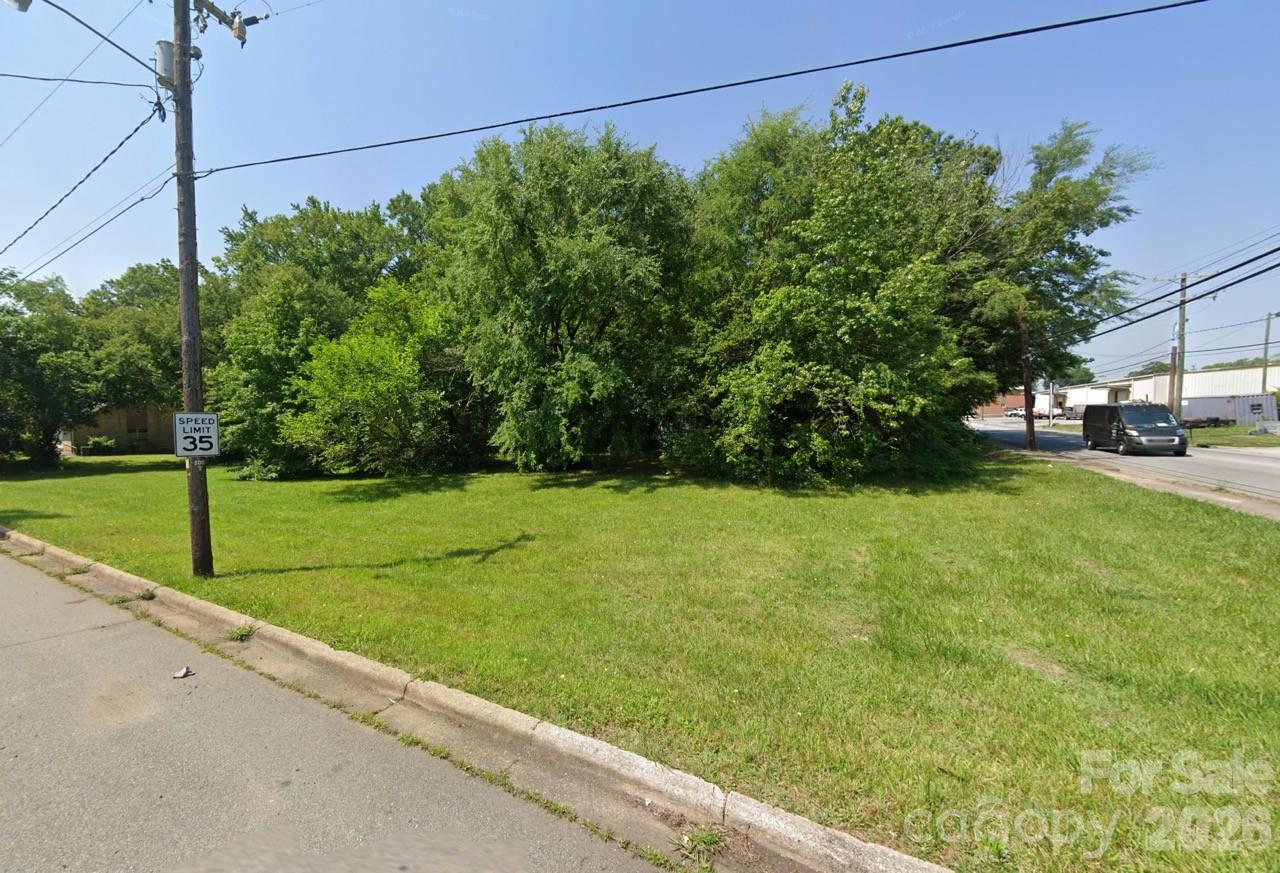 1411-1429 N Long Street
