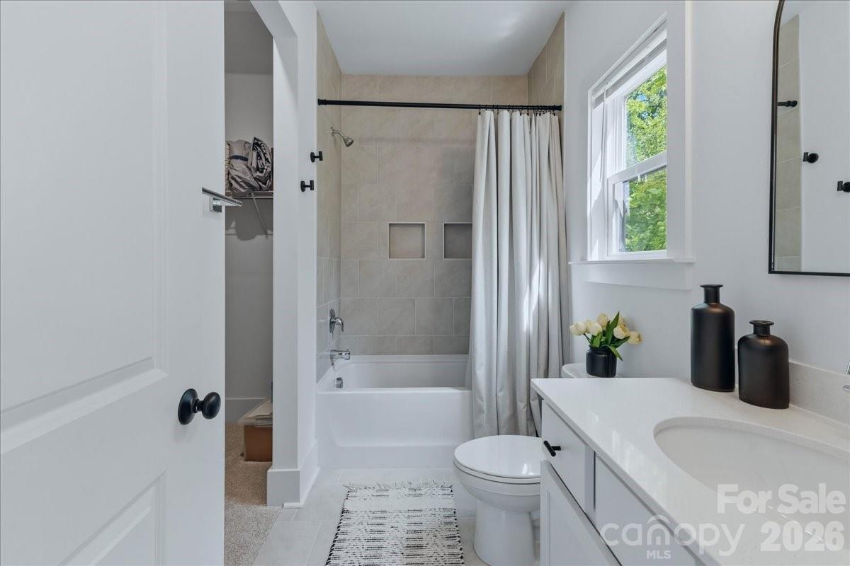 Villa Heights - Residential