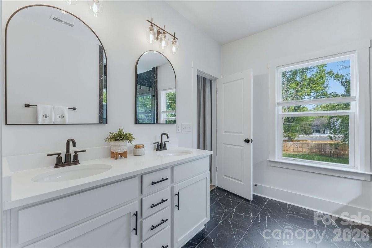 Villa Heights - Residential