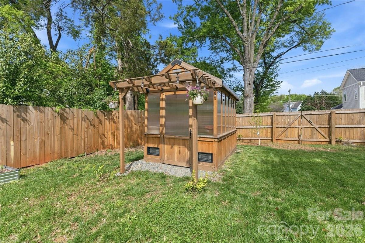 Villa Heights - Residential