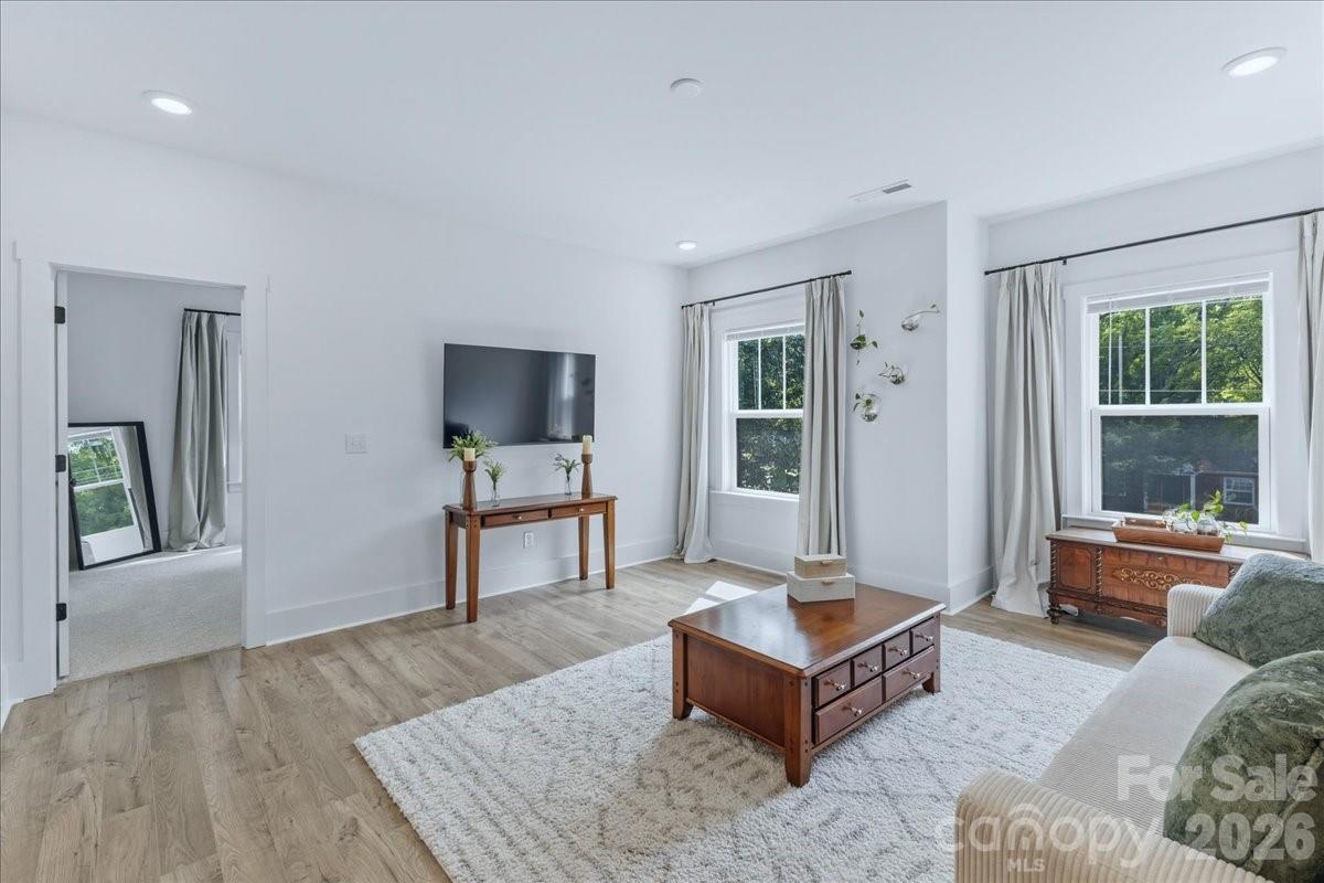 Villa Heights - Residential