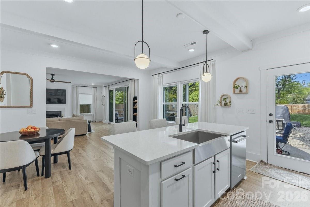 Villa Heights - Residential