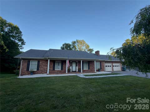 Photo of 1692 Pads Road, North Wilkesboro, NC 28659 (MLS # 4392236)