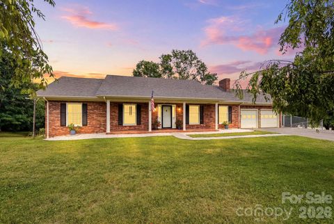 Photo of 1692 Pads Road, North Wilkesboro, NC 28659 (MLS # 4392236)