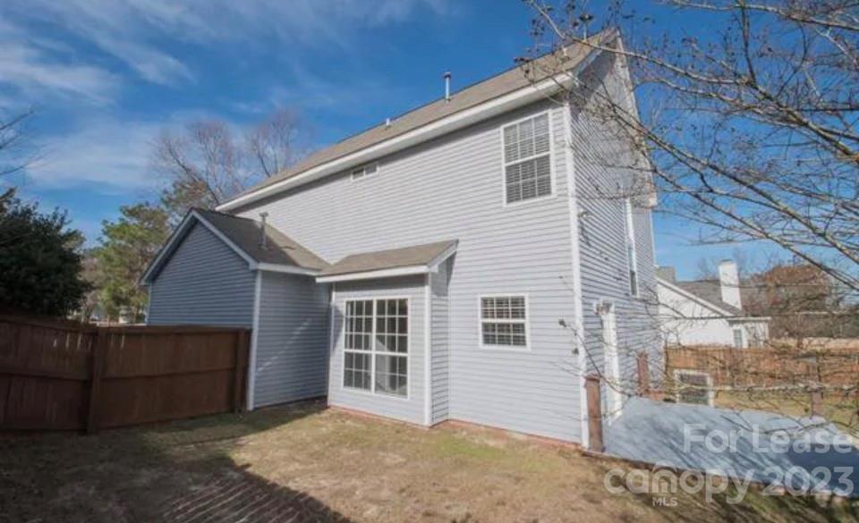 Autumn Hills - Residential Lease