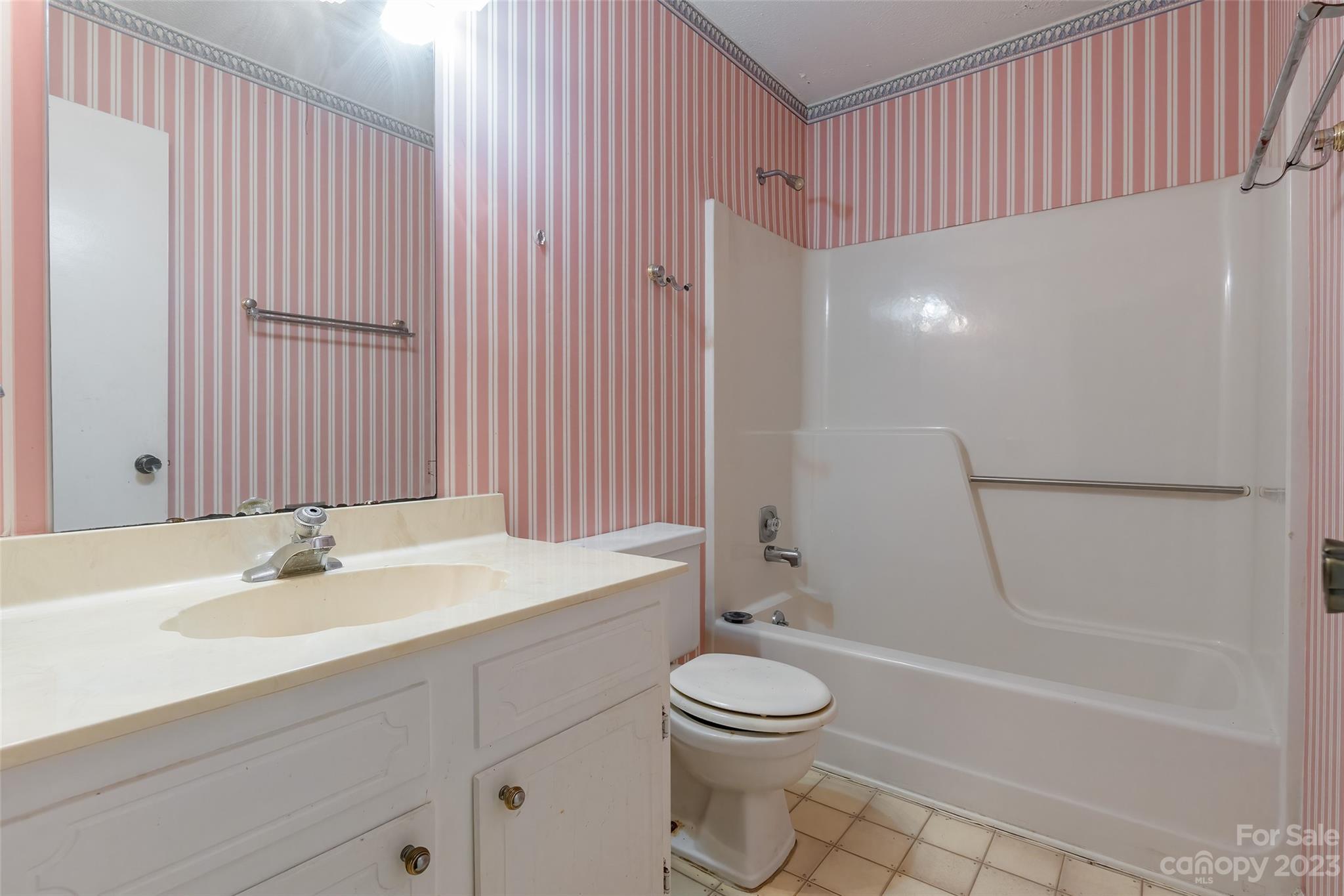 Chestnut Lake - Residential