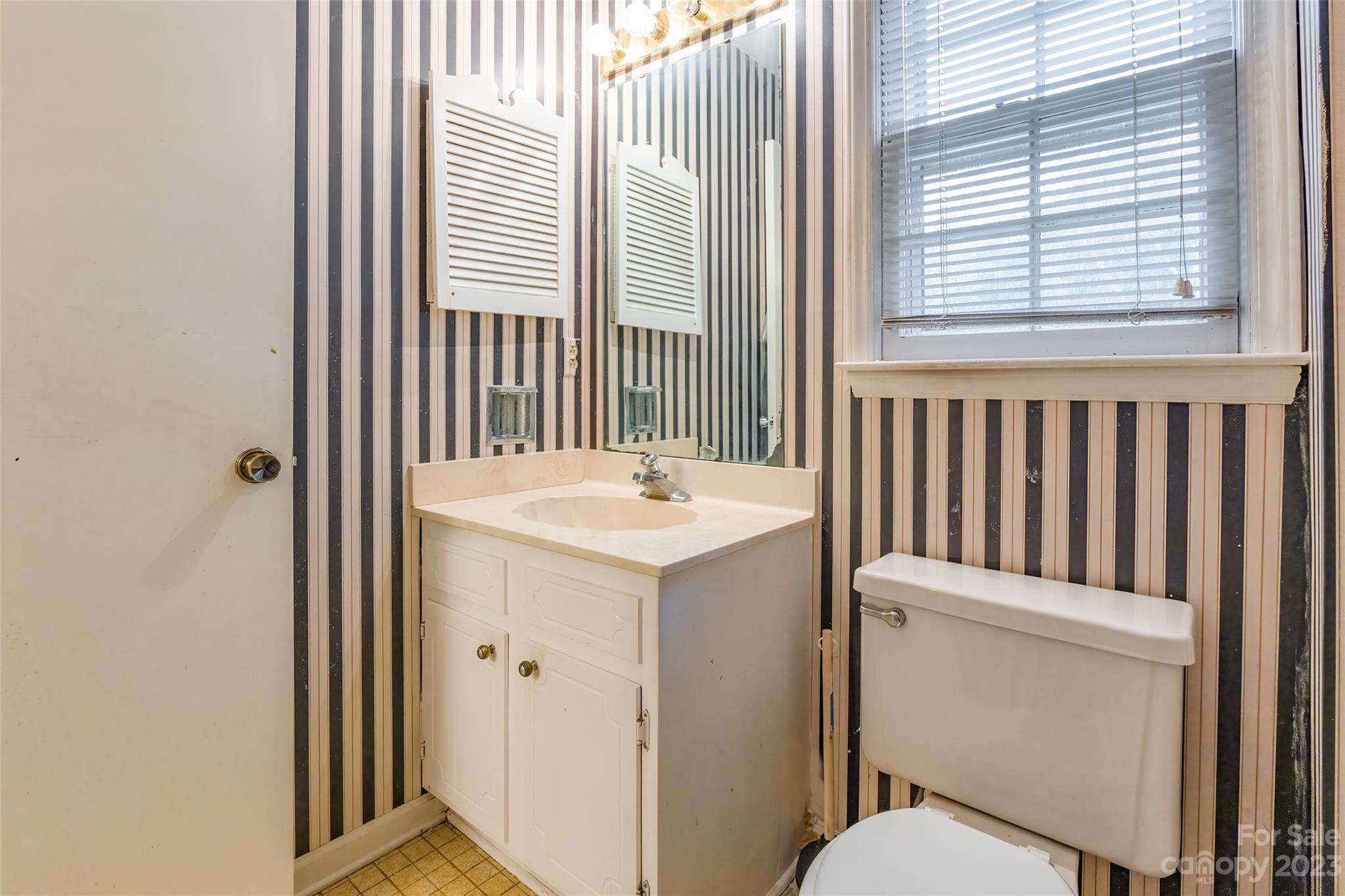 Chestnut Lake - Residential