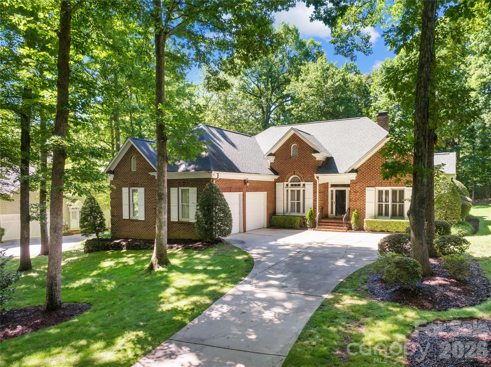 138 Woodstream Circle