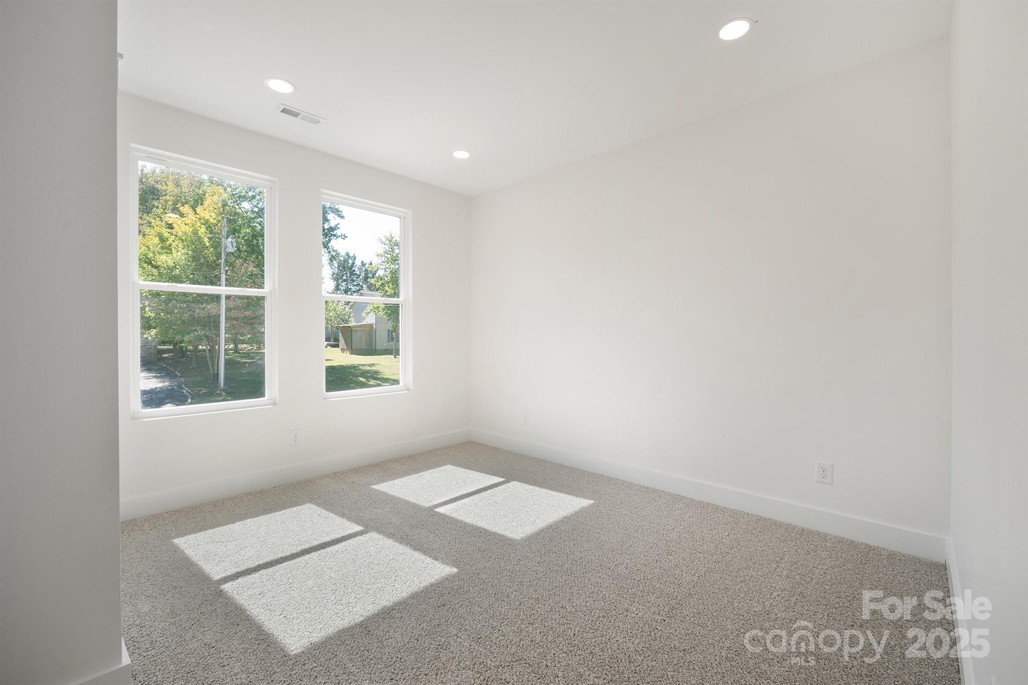 Lakehaven Estates - Residential