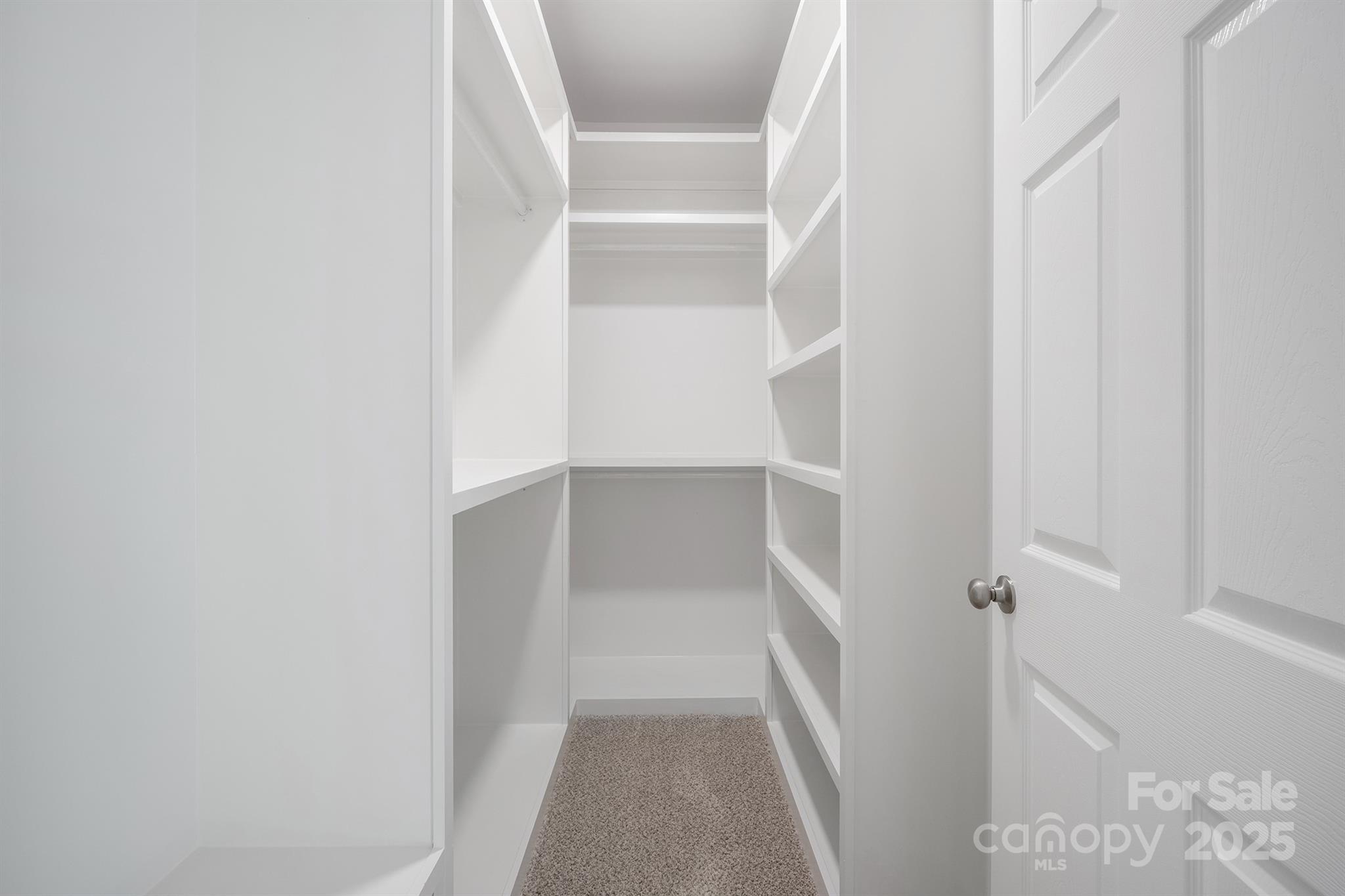 Lakehaven Estates - Residential