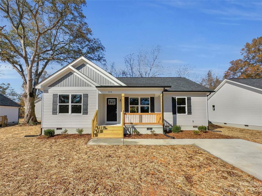 Brand new construction in the Heart of Lancaster! This home offers a great split floor plan with an Open Concept Living Area. The Primary Bedroom is on one side with the attached Primary Bathroom that has Dual Vanities, walk-in shower, and large walk-in closet. The Family Room has a vaulted ceiling and is open to the kitchen and dining area. Then there are 2 additional bedrooms and another full bathroom. The Kitchen offers White Cabinets, Granite Counters, and Stainless Steel finish appliances. Off of the kitchen is a Large Laundry Room and then the access to the back deck.