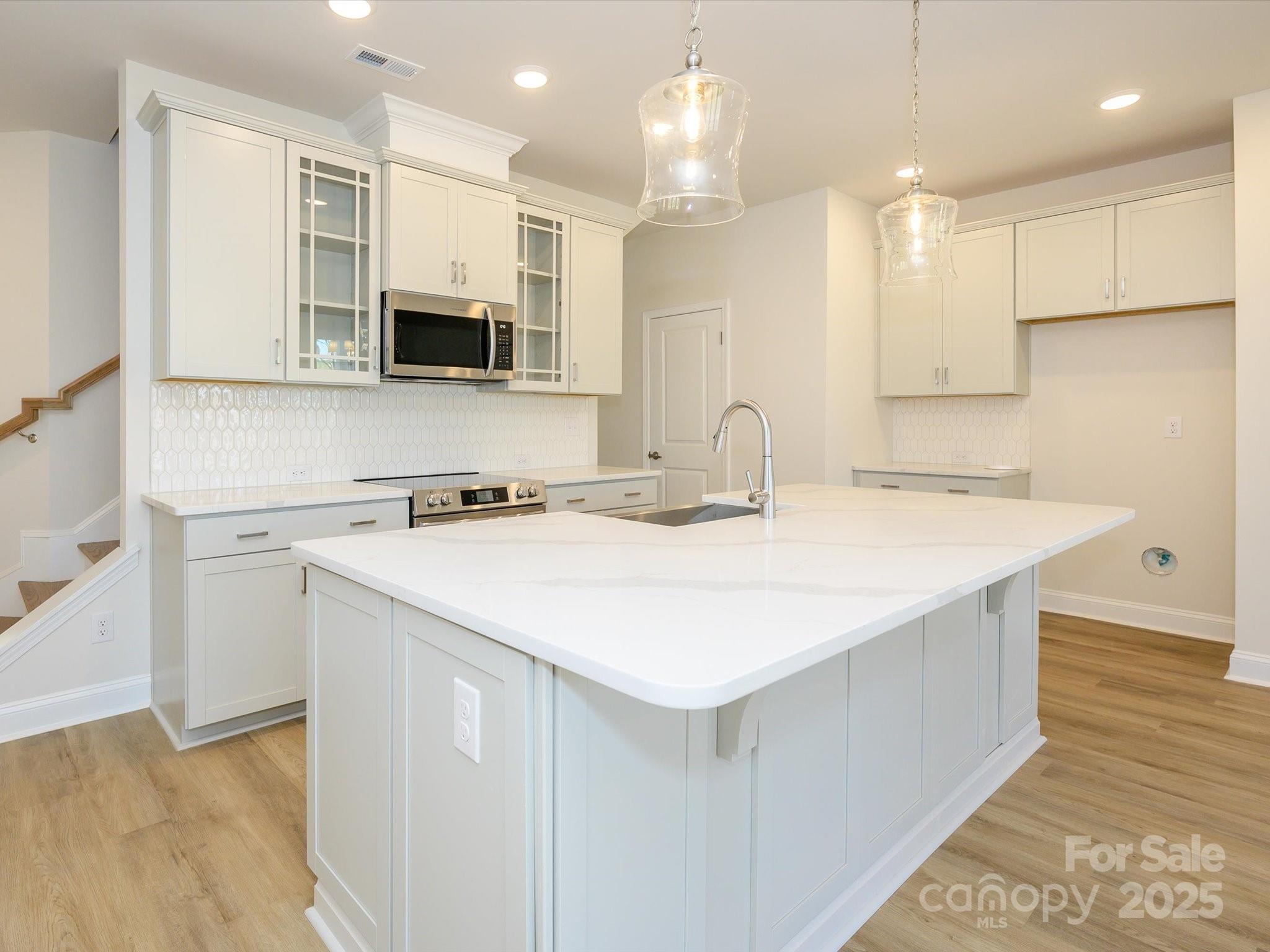 113 Quartz Hill Way