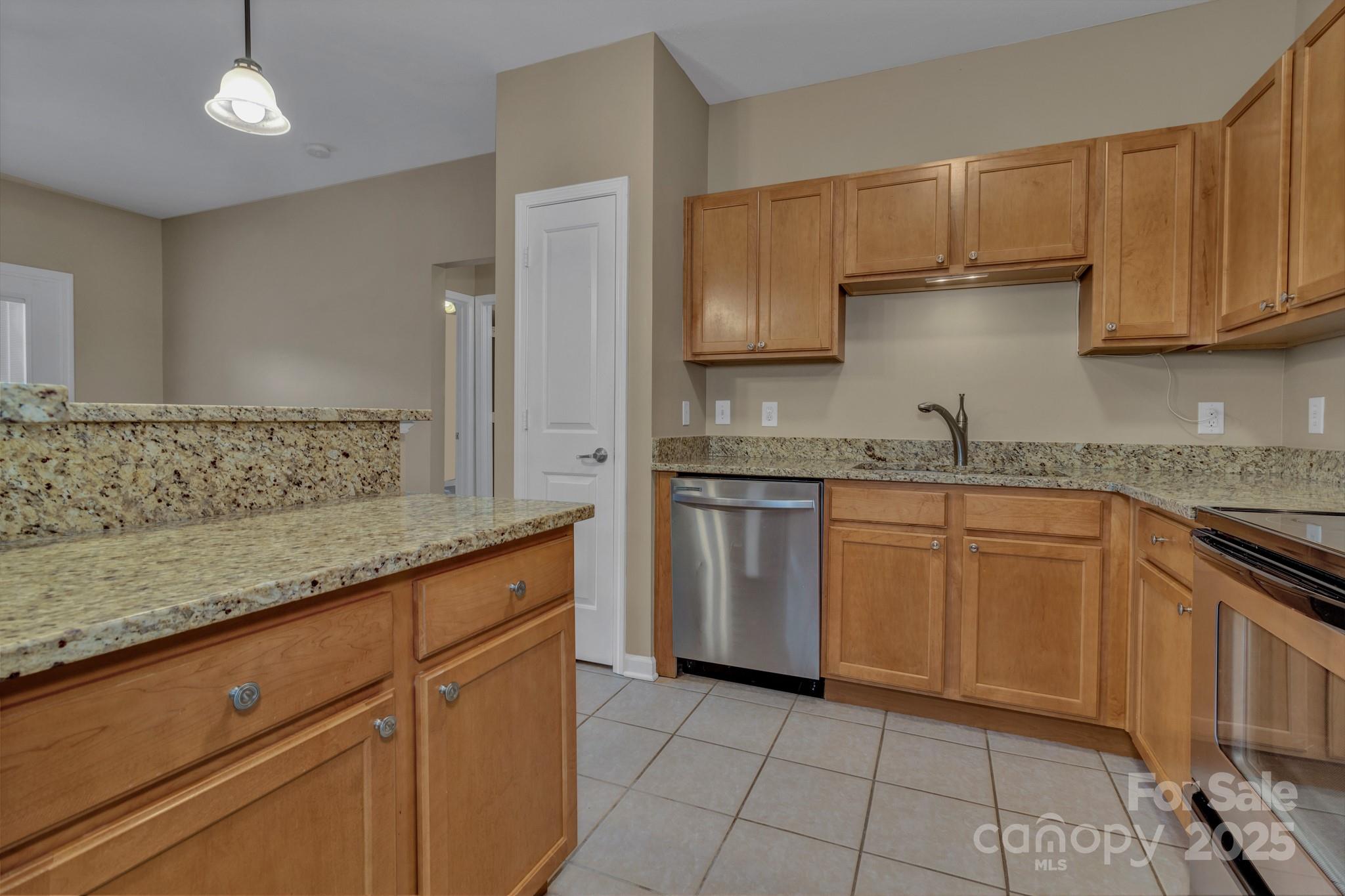 234 Brickton Village Circle 201