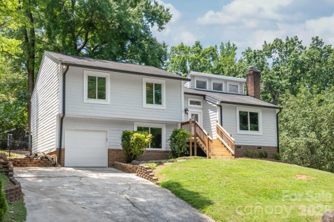 Photo of 10129 Eagle Court, Charlotte, NC 28277 (MLS # 4399688)