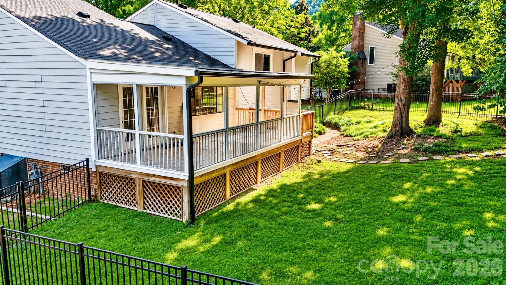 10129 Eagle Court