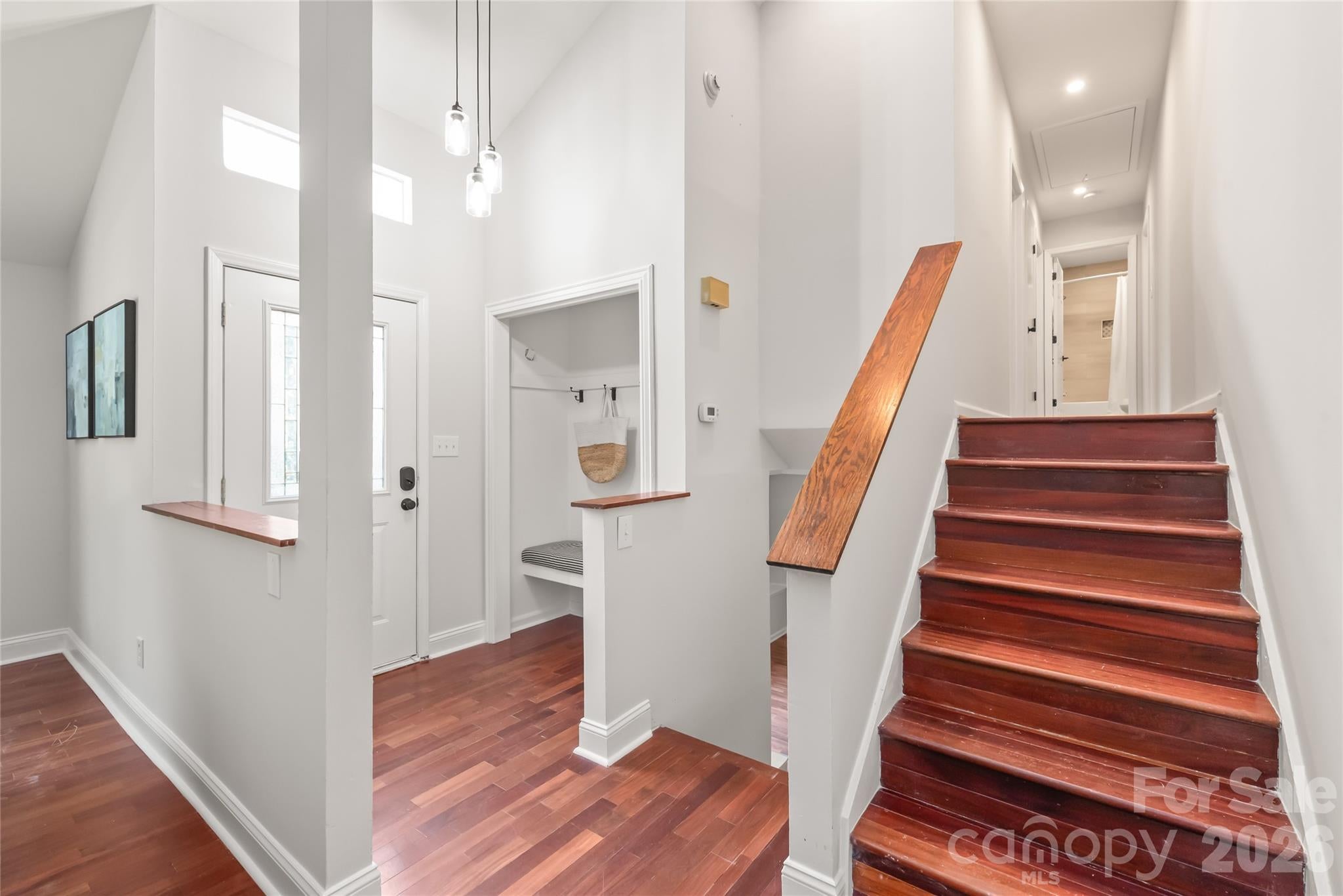 10129 Eagle Court