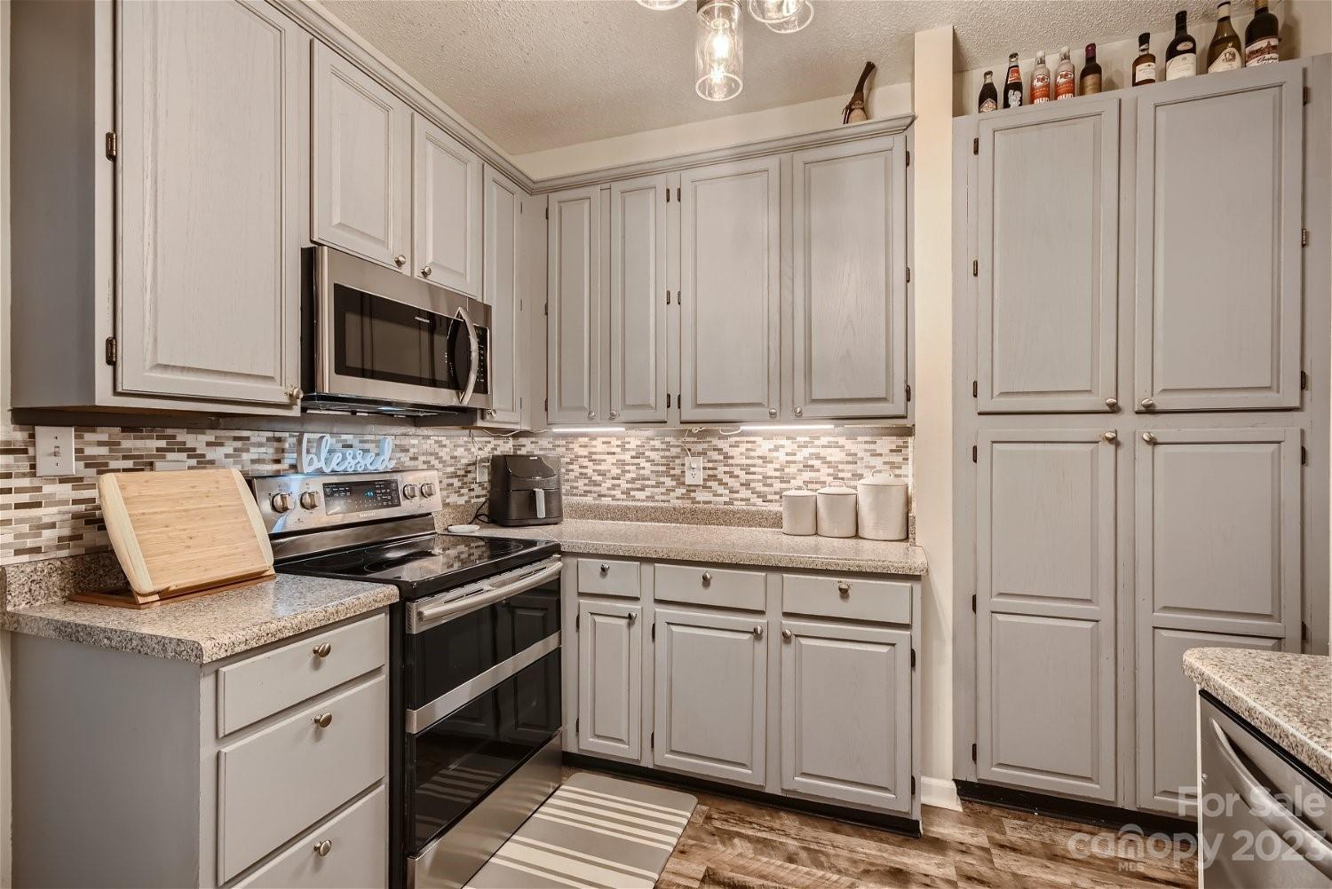 Coachmans Trace - Residential