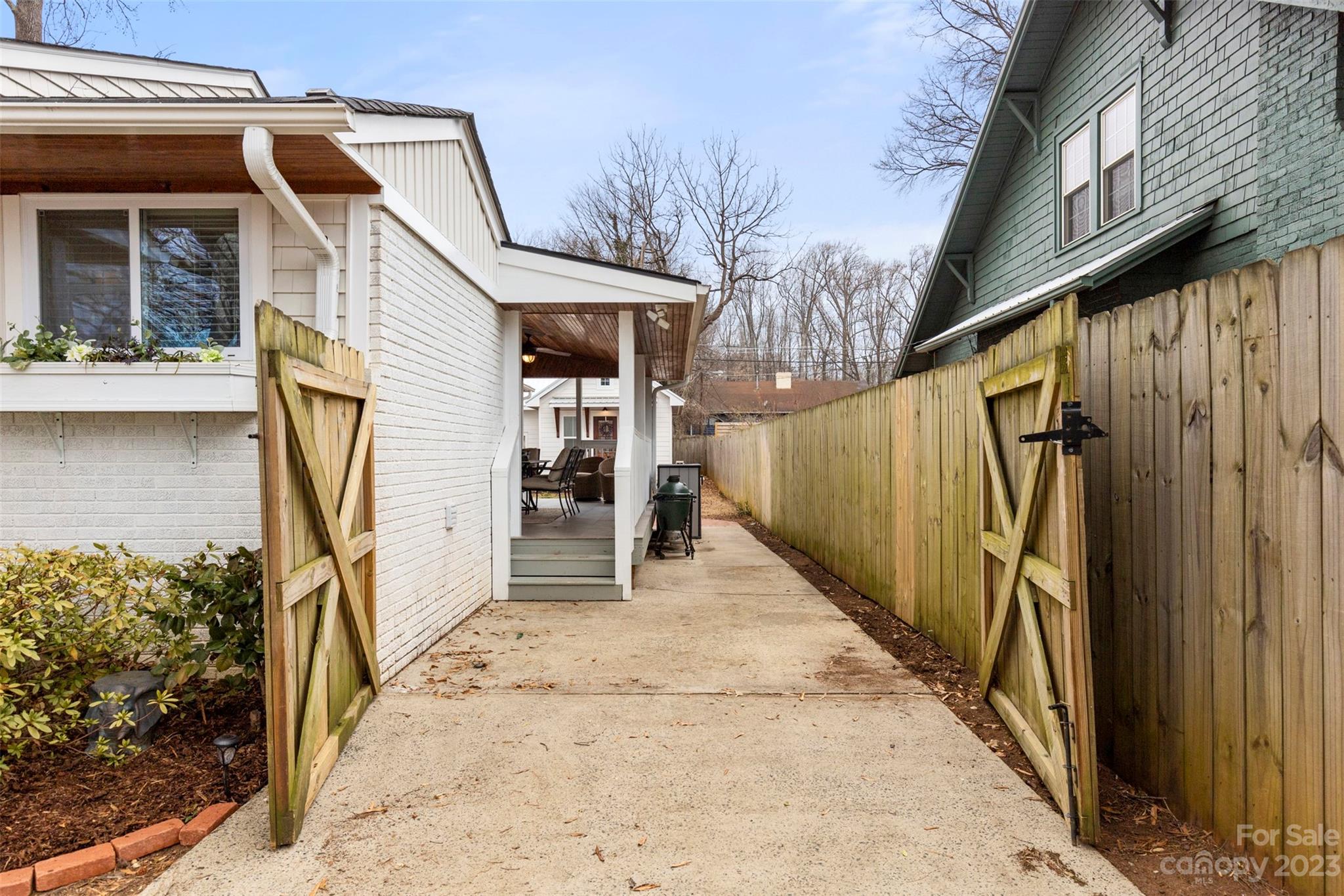 The Arts District - Residential