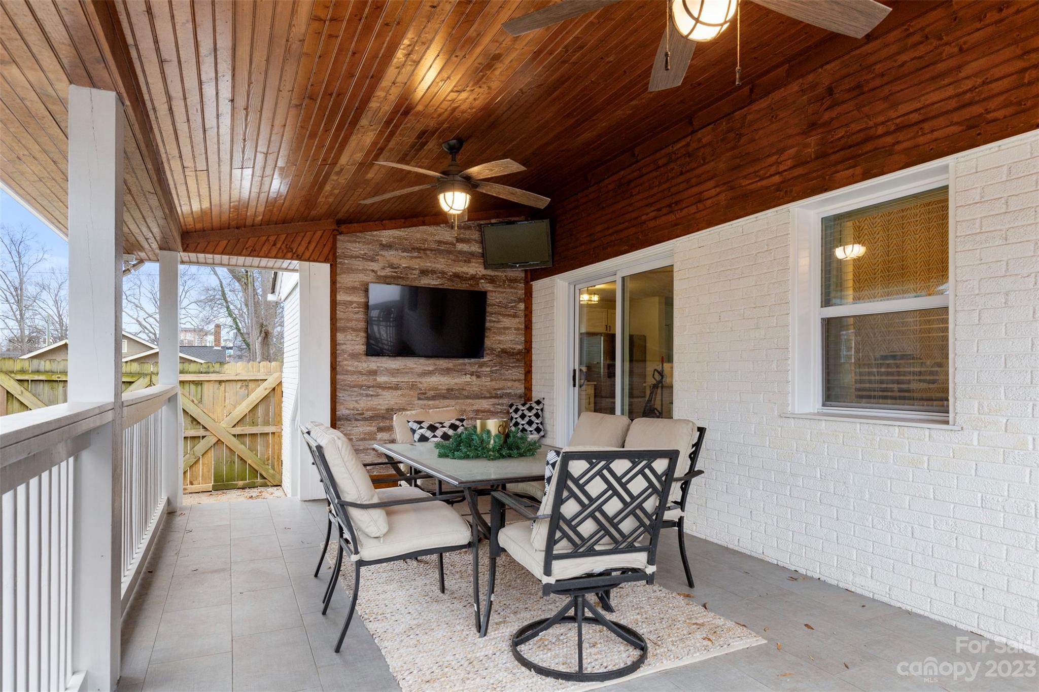 The Arts District - Residential