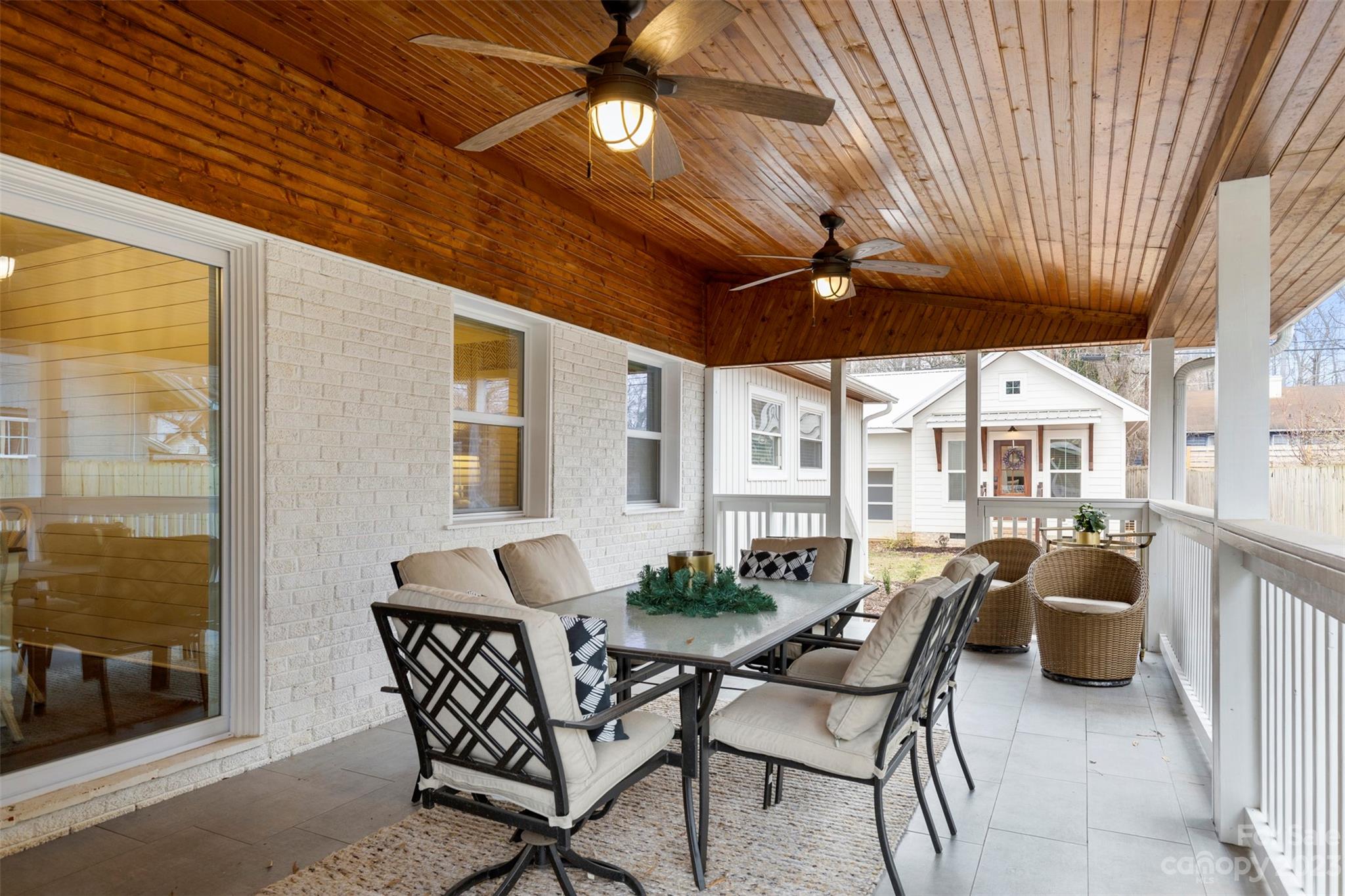 The Arts District - Residential