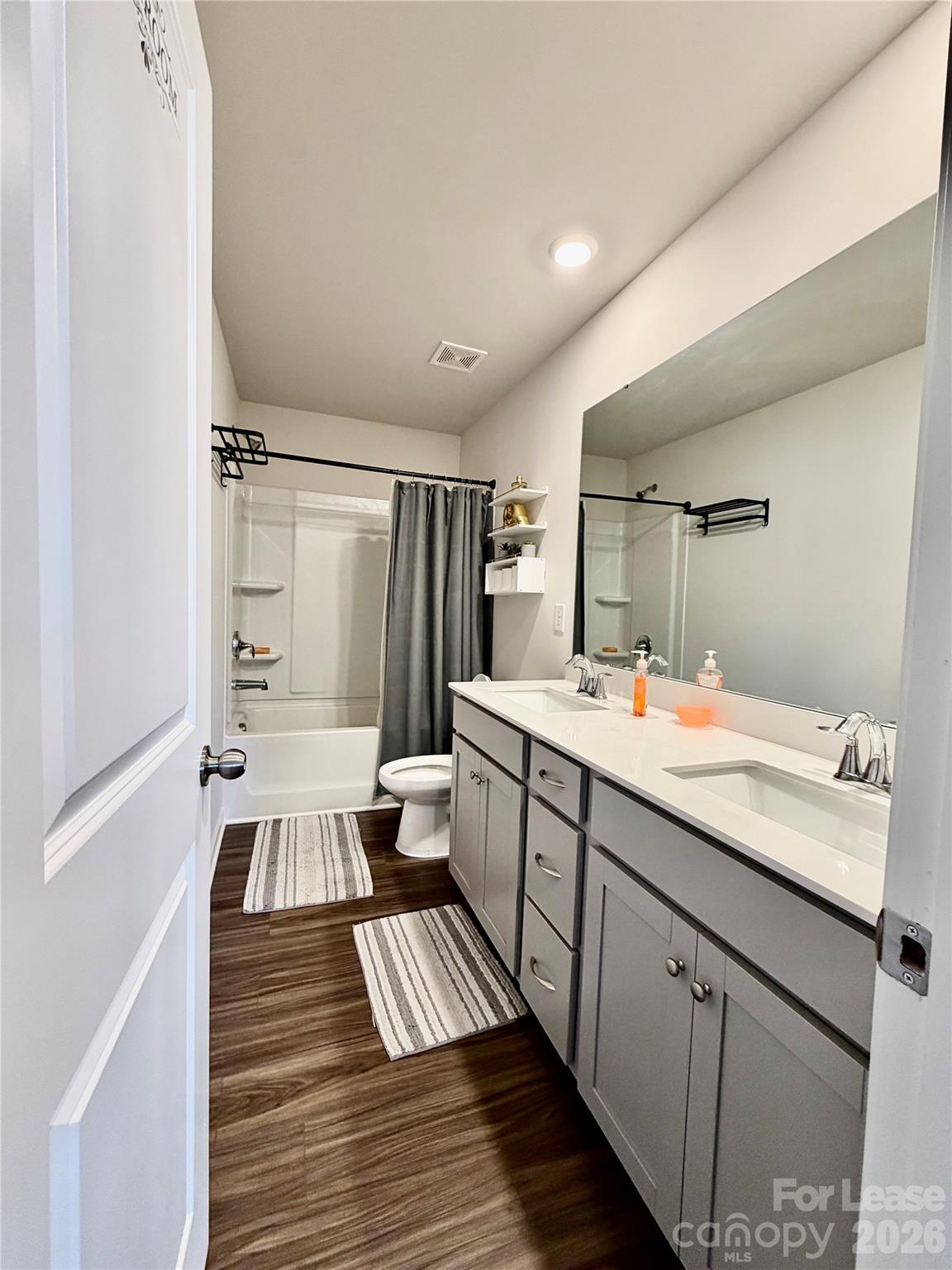 Elizabeth - Residential Lease