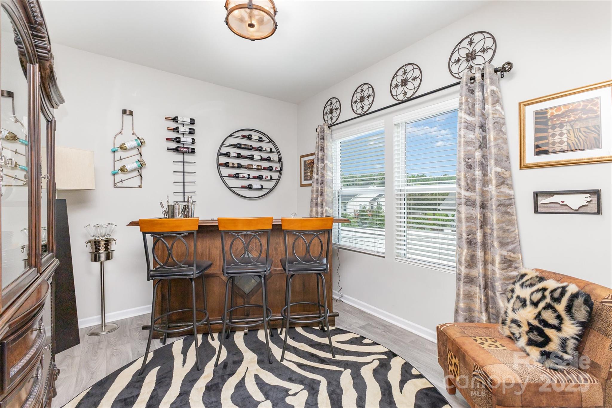 1117 Laurel Woods Drive