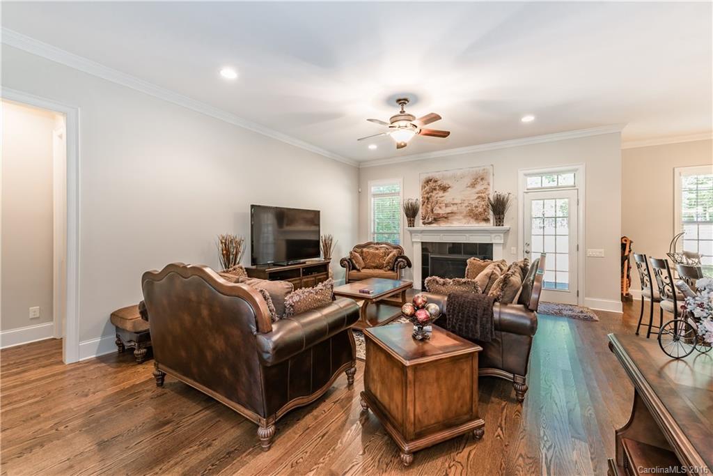 Water Edge - Residential