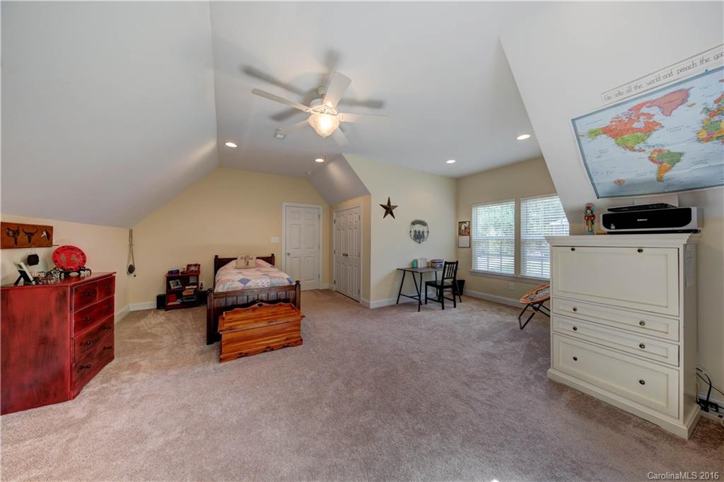 Magnolia Hall - Residential