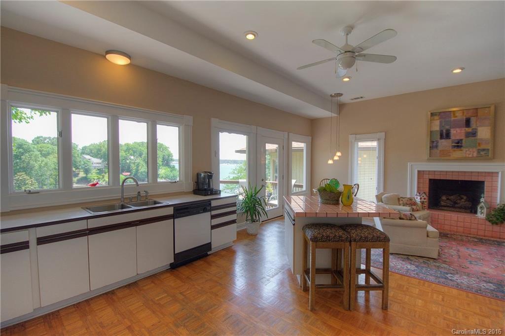 Tega Cay - Residential