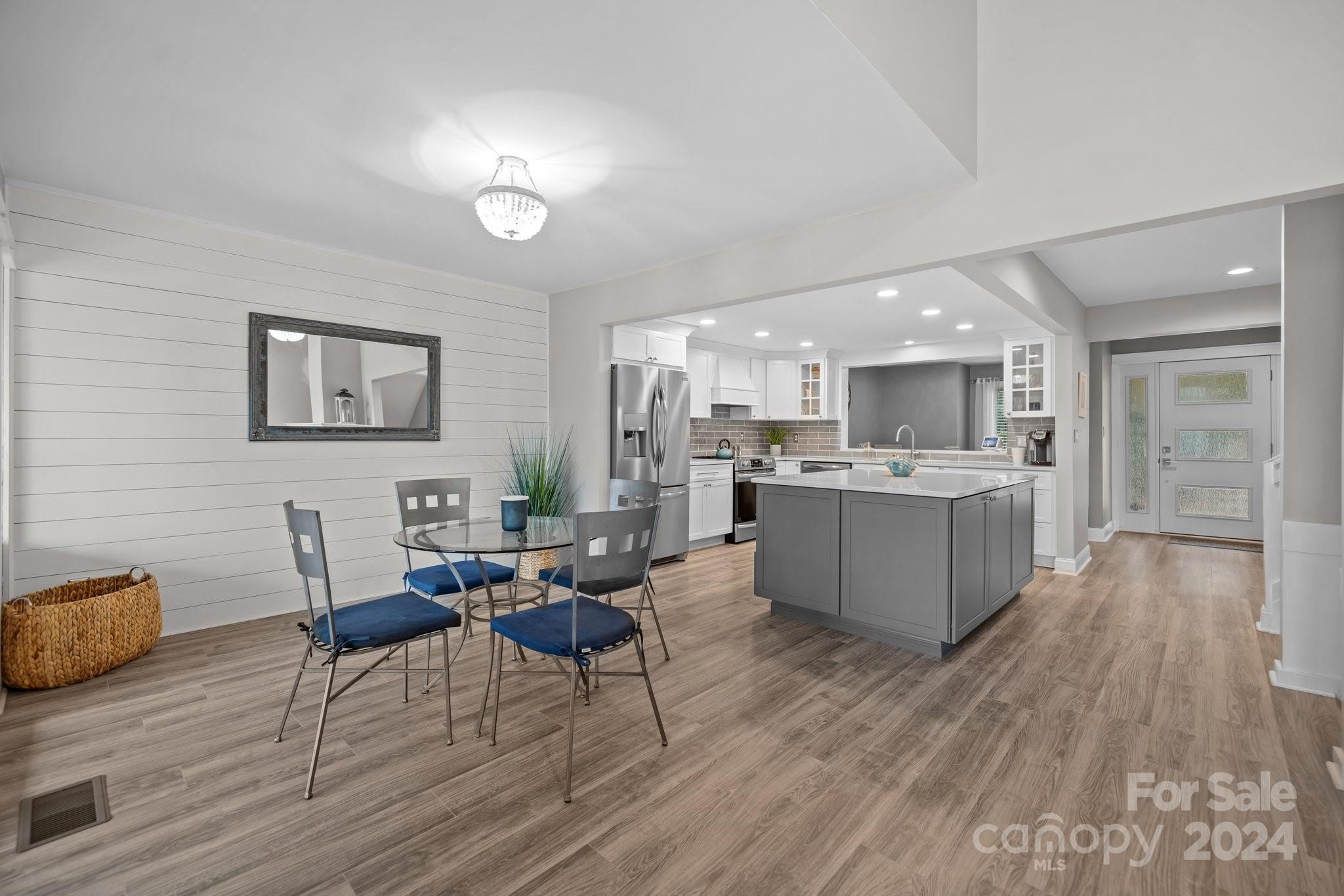 River Hills - Residential