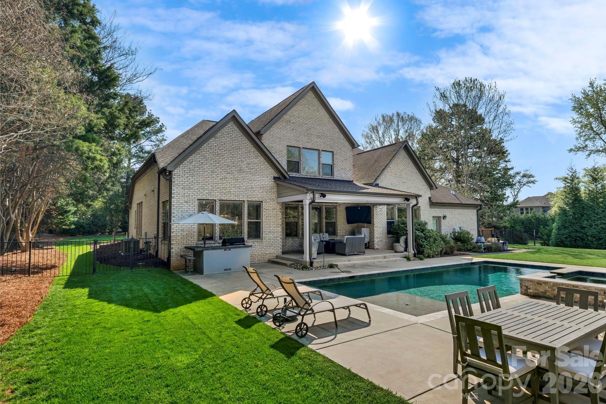 8721 Armstrong Park Drive