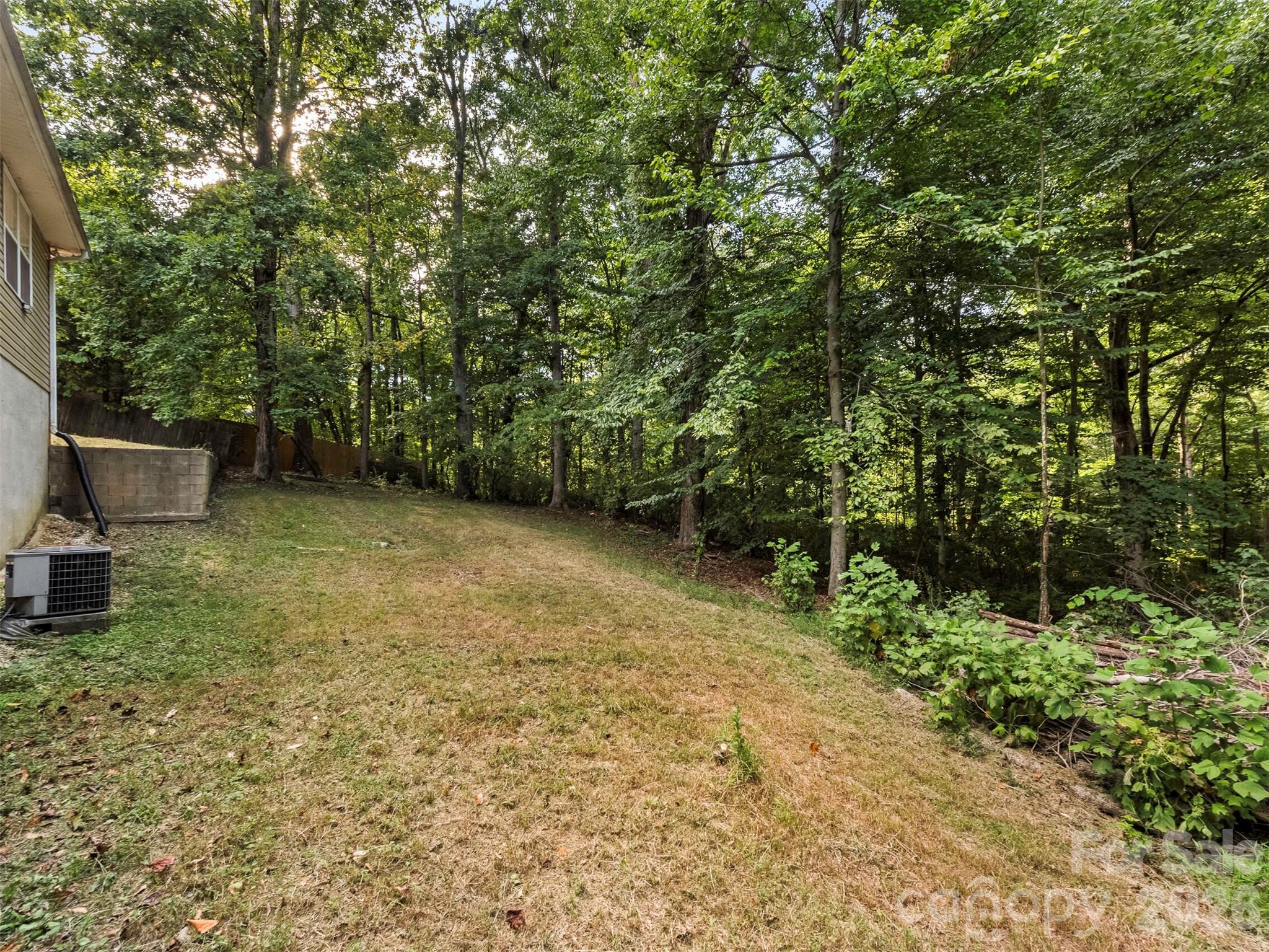 6238 King George Drive