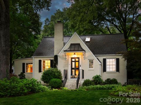 Photo of 2126 Cumberland Avenue, Charlotte, NC 28203 (MLS # 4386001)