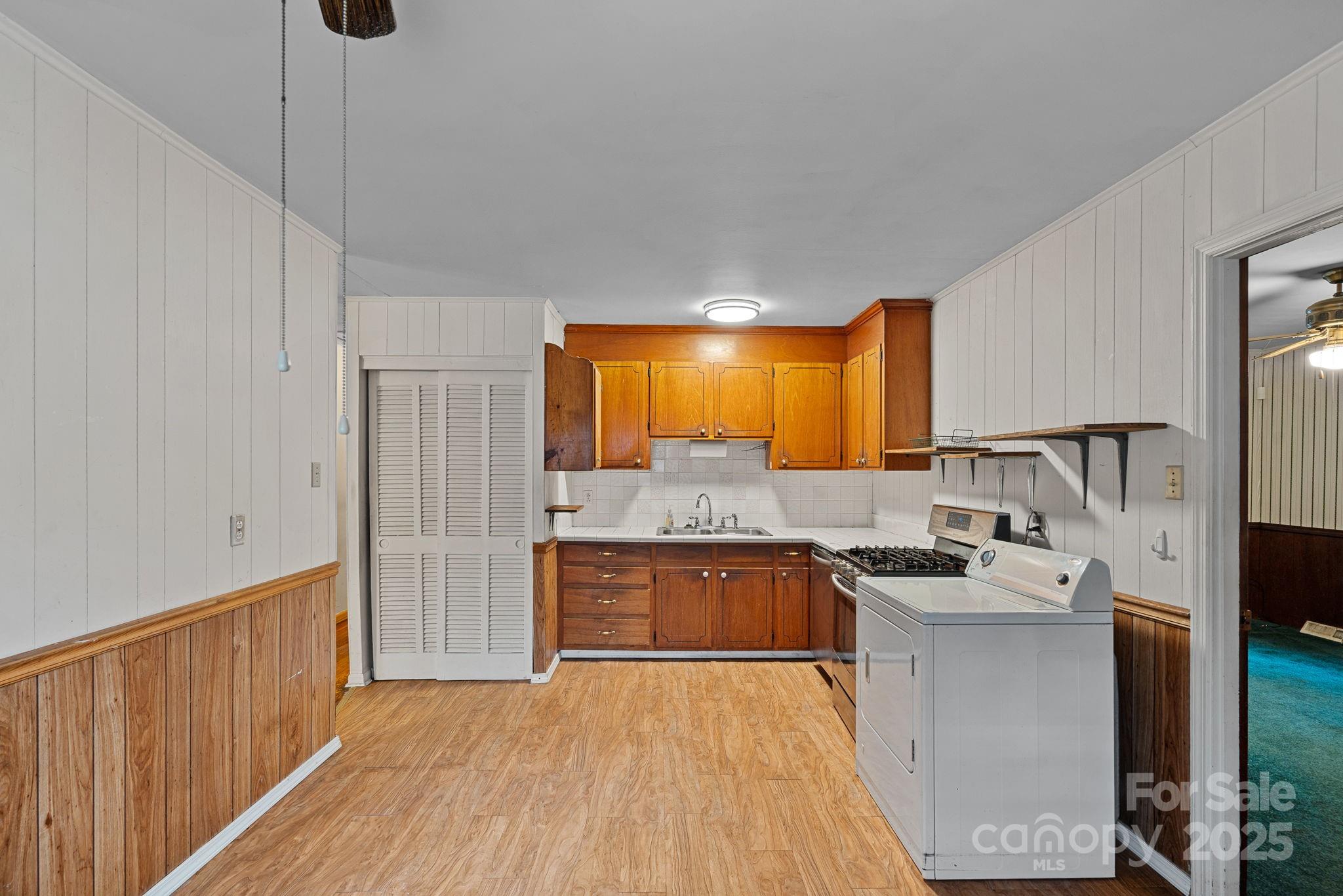 807 Claremont Road