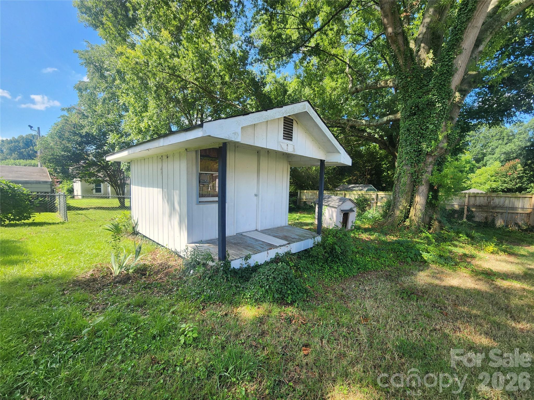 29 Brookwood Avenue NW