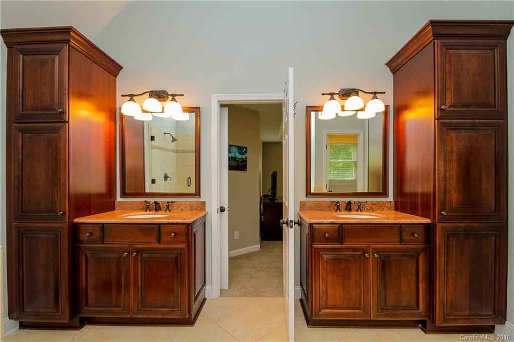 The Hamptons - Residential