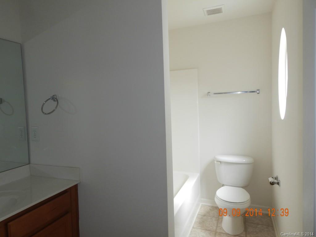 Lexington Commons - Residential Lease