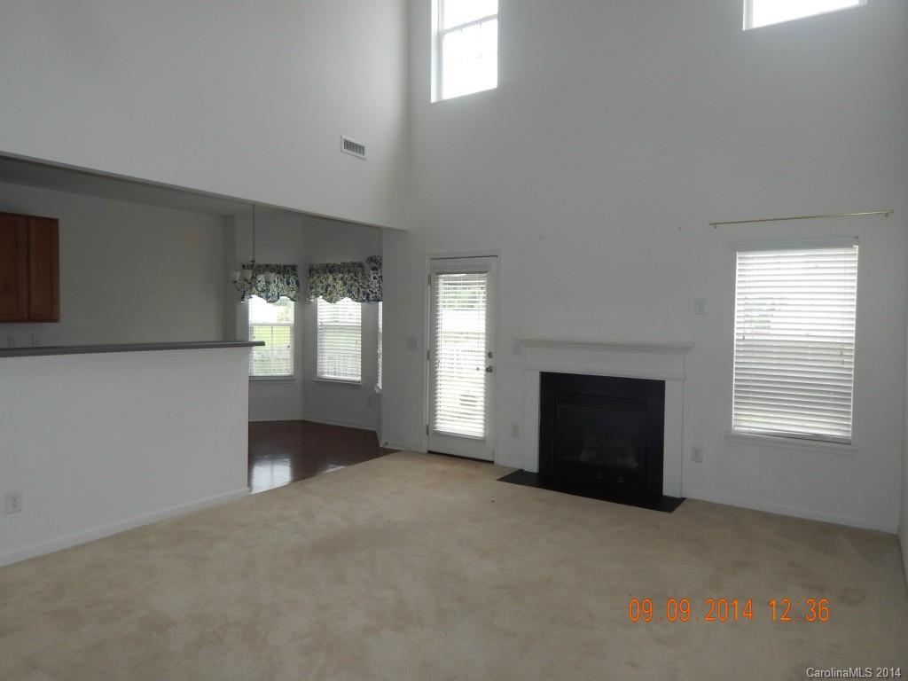 Lexington Commons - Residential Lease