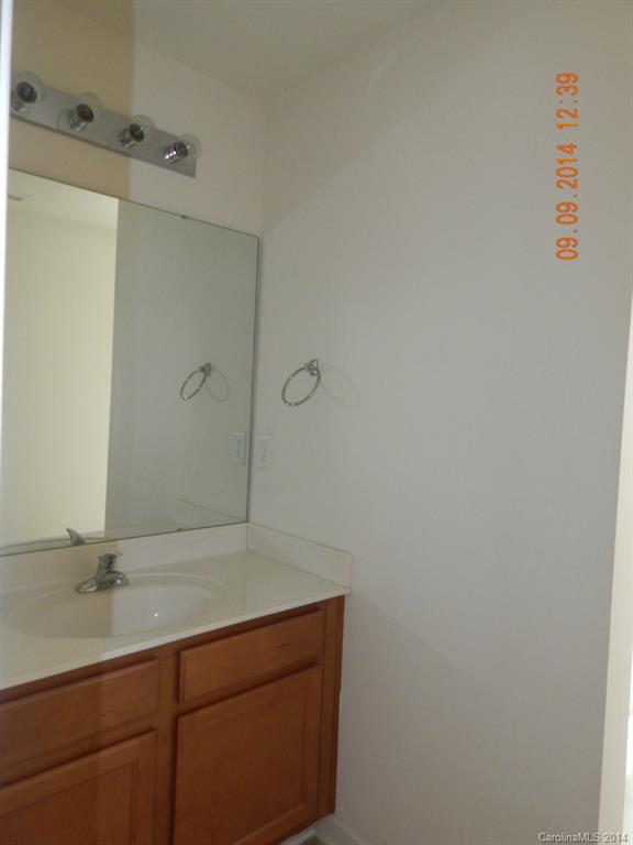 Lexington Commons - Residential Lease