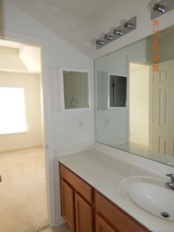 Lexington Commons - Residential Lease