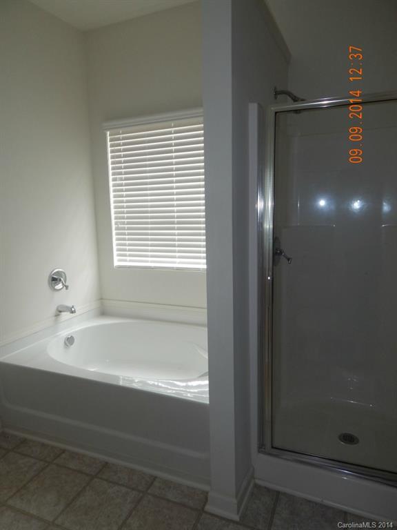 Lexington Commons - Residential Lease